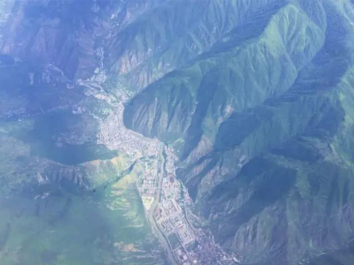05.jpg 05.jpg